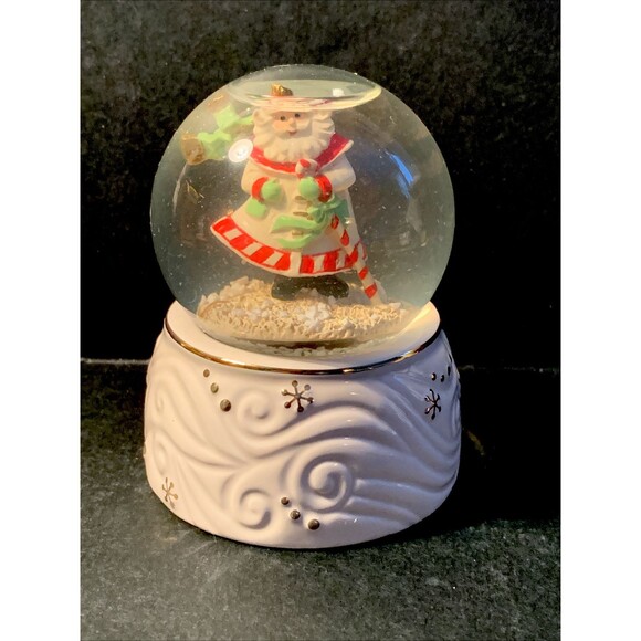 Lenox Christmas Santa SnowGlobe Snow Globe W/Box - Picture 2 of 4